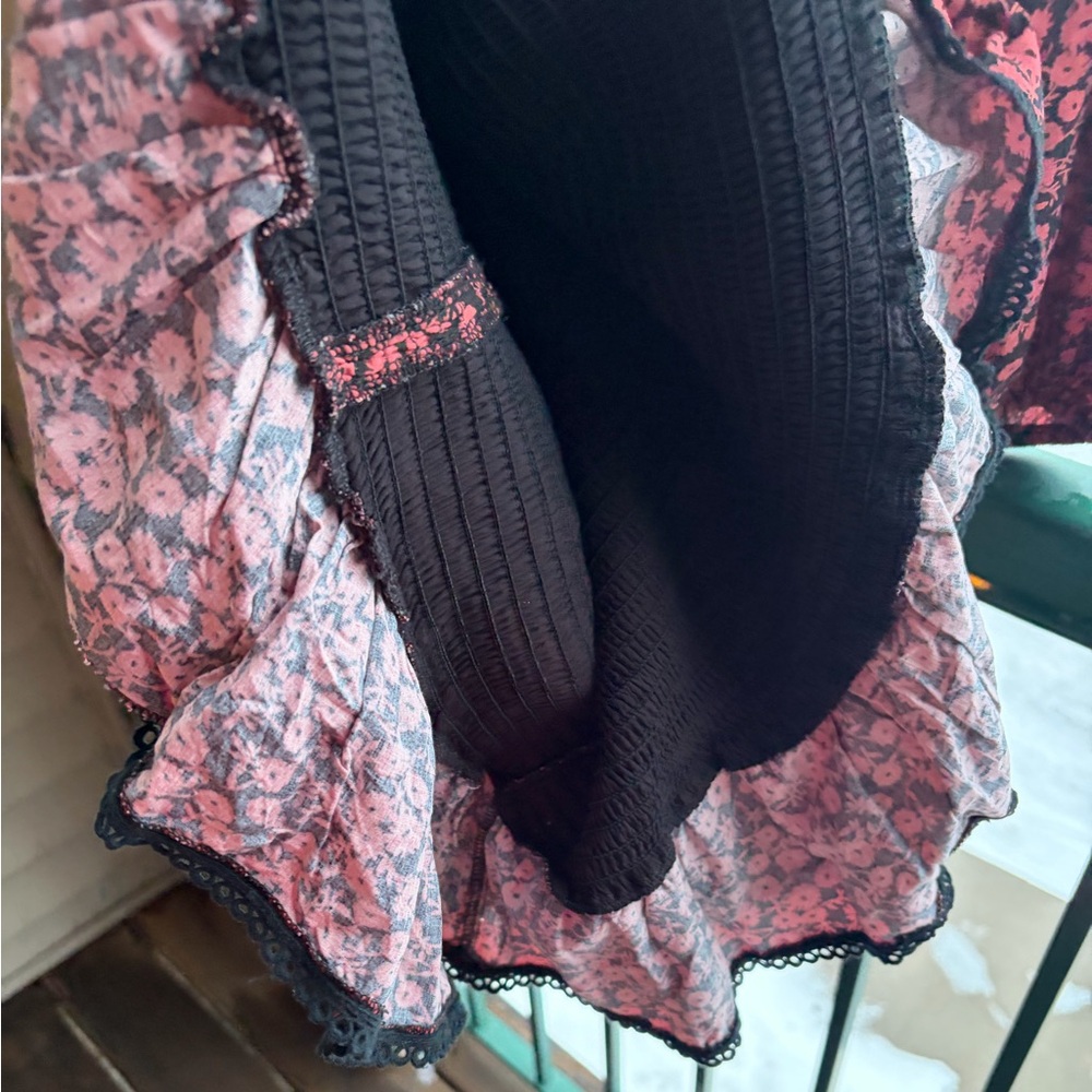🆕🌹Lost+Wander Black Mauve Floral Smocked Mini Dress Long Sleeve Ruffle Hem SizeM - Picture 13 of 16